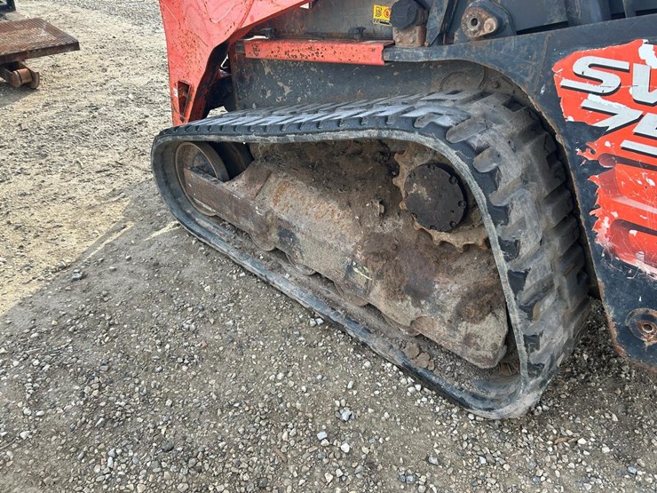 2015-kubota-svl75-2-image-15