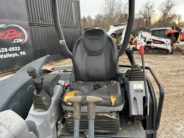 2015-kubota-u35-4-image-18