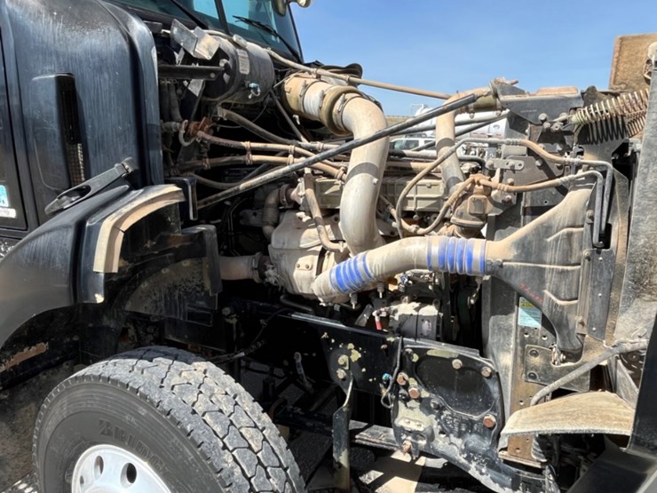 2012-western-star-4900fa-image-10