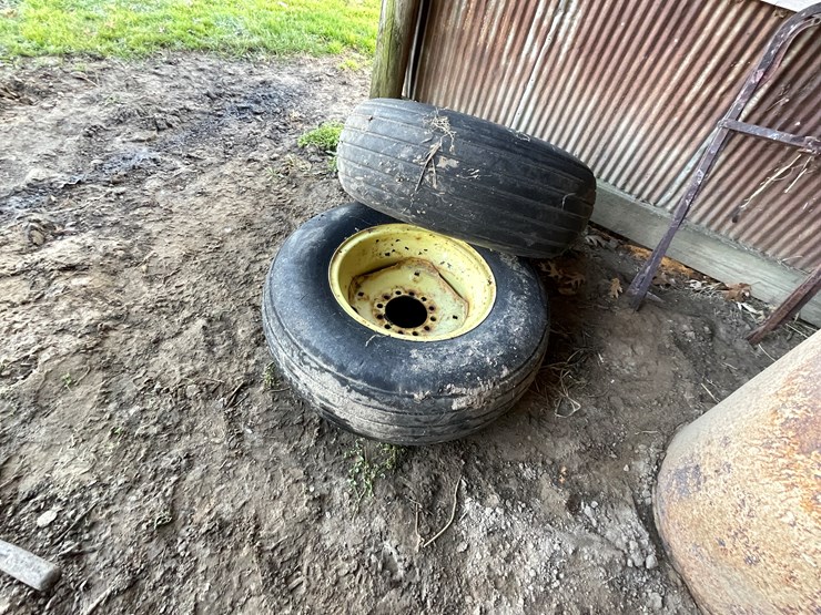 #6077-•-(2)-implement-tires-image-4