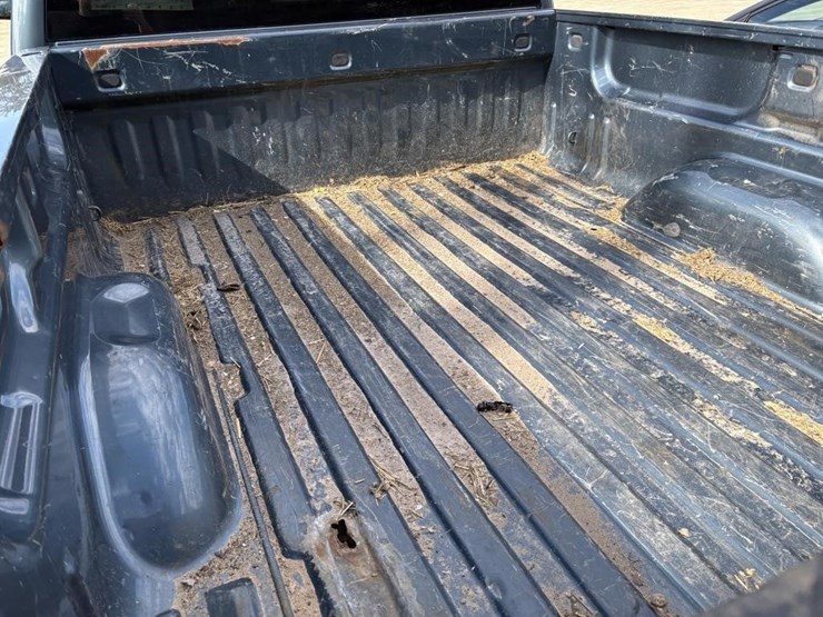 2013-chevrolet-1500-image-10