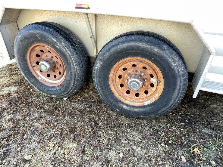 #6019-•-2014-kiefer-aluminum-cattle-trailer-(wi-title-in-delay)-image-26