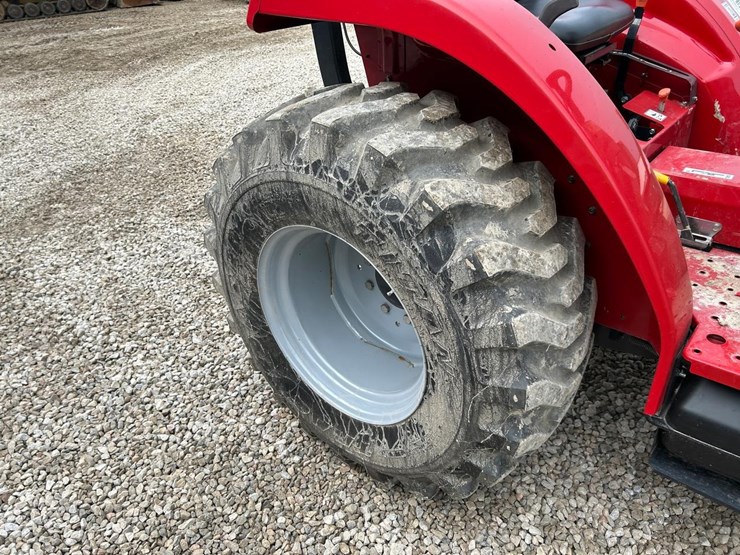2015-massey-ferguson-1734e-image-14