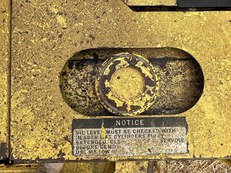 new-holland-70-image-33