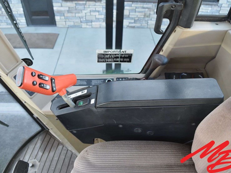 john-deere-6610-image-35