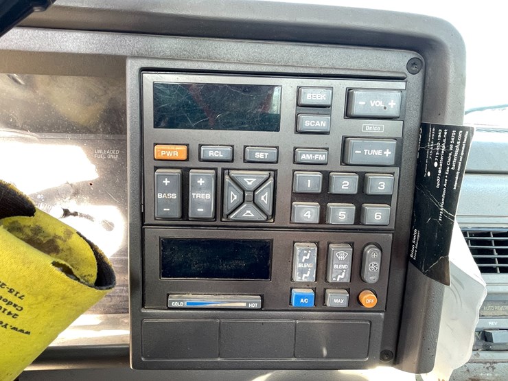 1993-gmc-2500-image-45