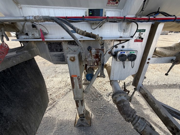 2014-retesa-210bbl-crude-trailer-w/-pump-image-12