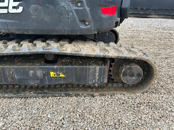 2022-bobcat-e26-image-18