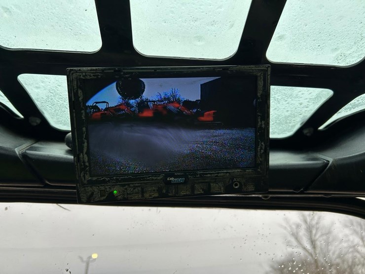 2023-bobcat-t770-image-24