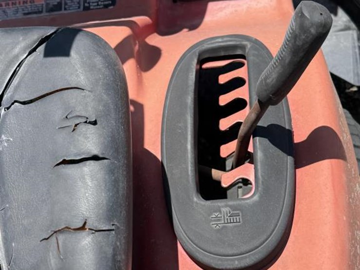 troy-bilt-bronco-image-6