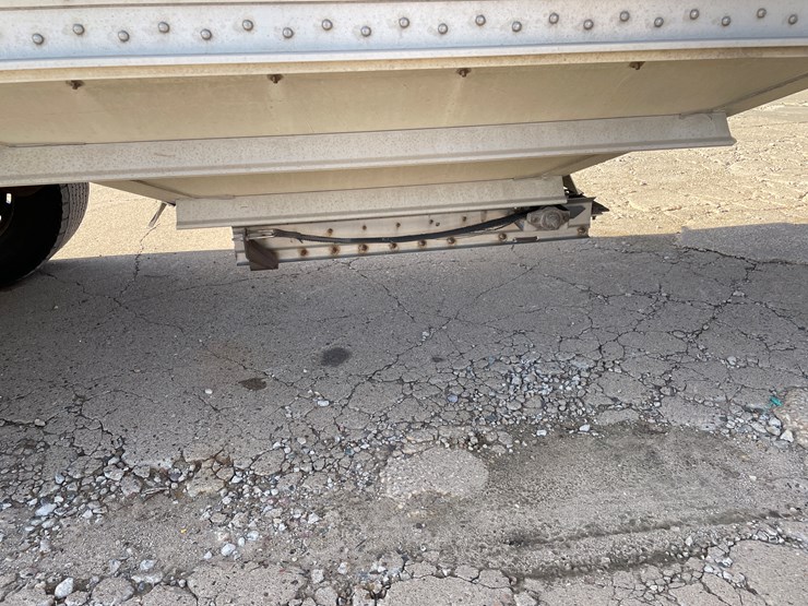 2011-wilson-hopper-bottom-image-16