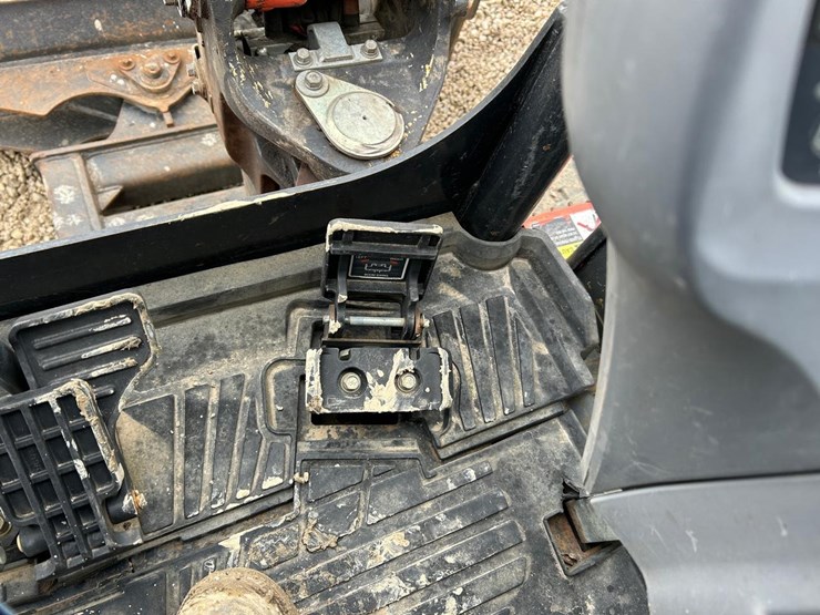 2015-kubota-u35-4-image-21