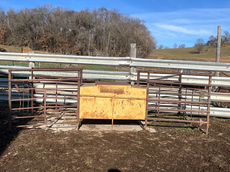 #6053-•-farmstar-double-sided-creep-feeder-image-2