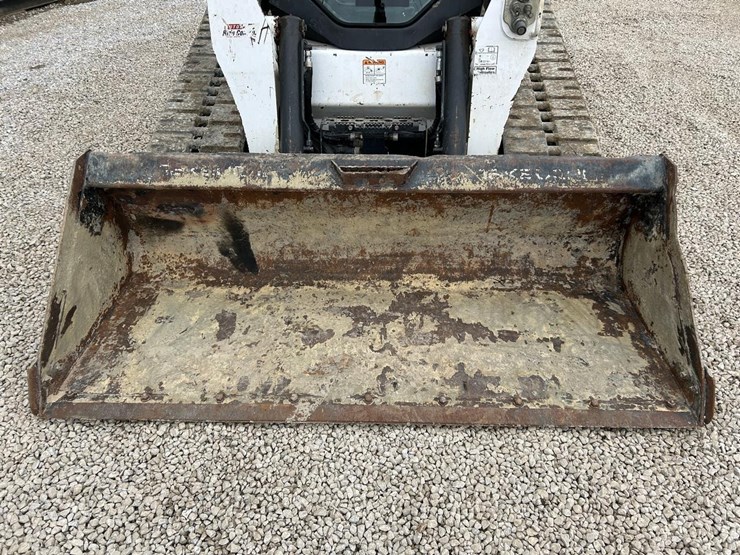 2023-bobcat-t870-image-9