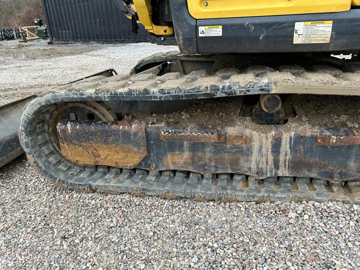 2017-yanmar-sv100-image-15