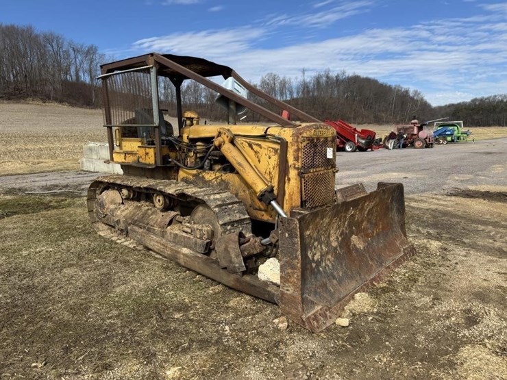 caterpillar-d6-image-3