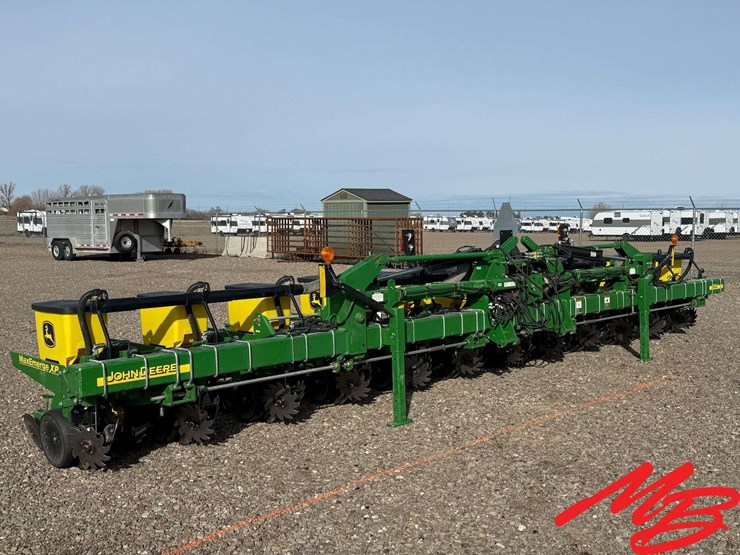 john-deere-1720-image-6