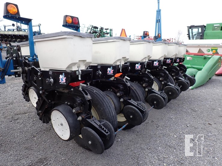 kinze-3000-image-8