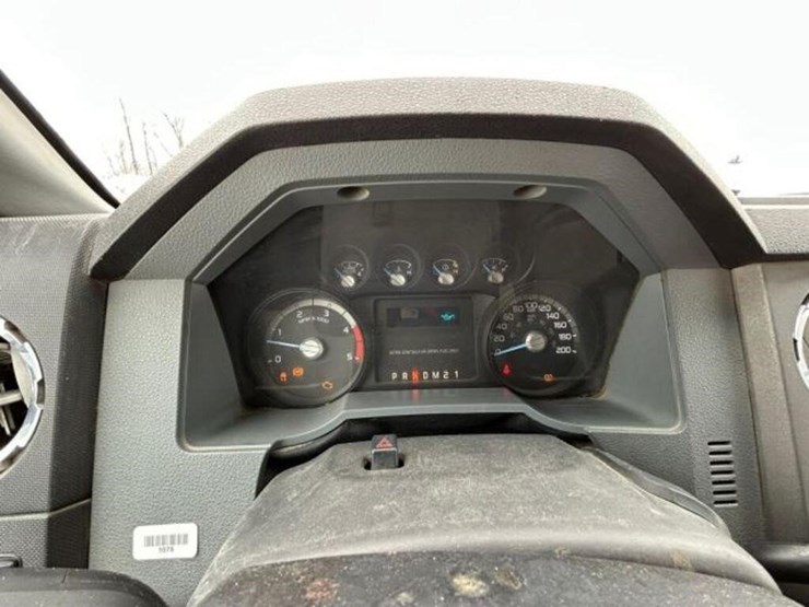 2011-ford-f350-image-13