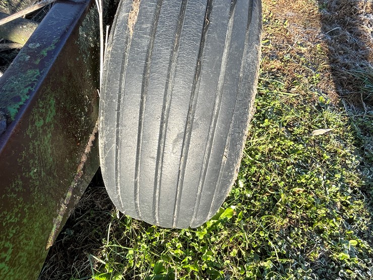 #6029-•-20'-feeder-wagon-image-18