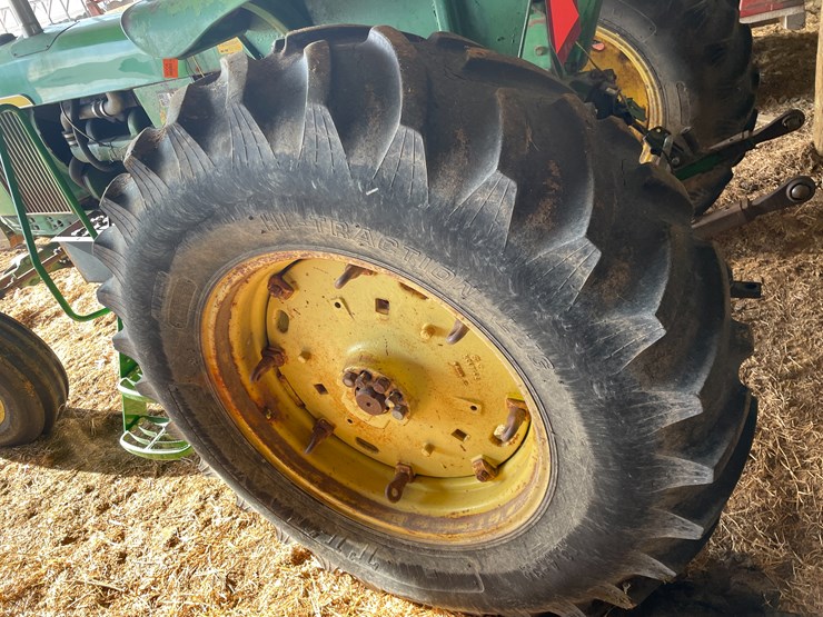 john-deere-4000-image-15