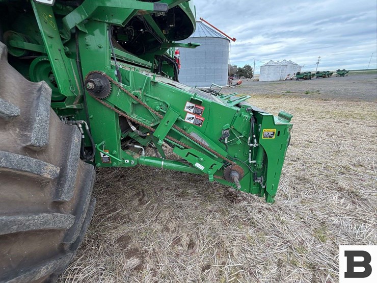 2023-john-deere-s780-image-34