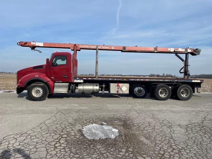 2015-kenworth-t880-image-1