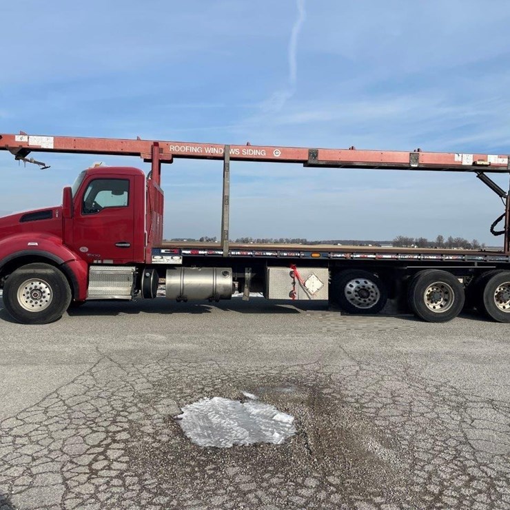 2015 KENWORTH T880