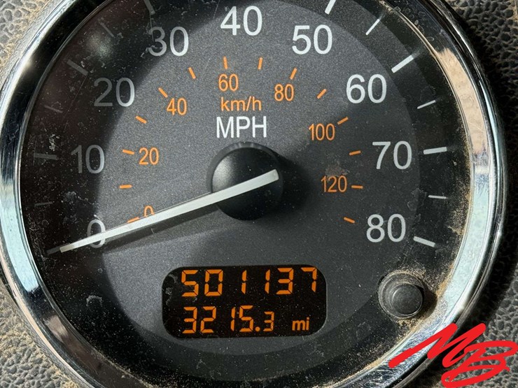 2013-peterbilt-388-image-45