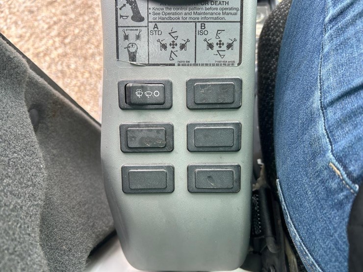 2016-bobcat-e50-image-25