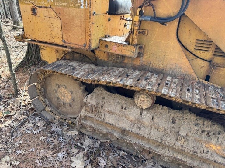 international-100e-image-10