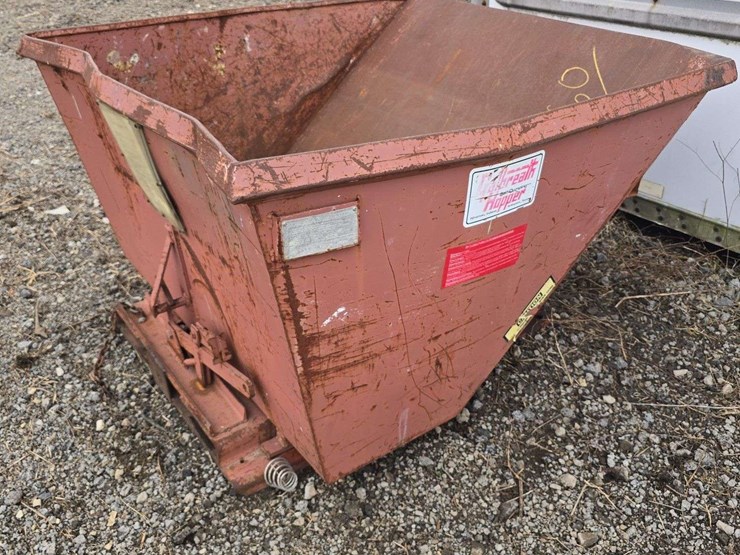 forklift-self-dumping-hopper,-5'-x-5'-image-4