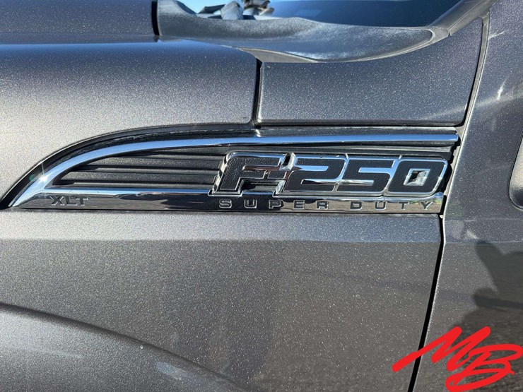 2011-ford-f250-image-16
