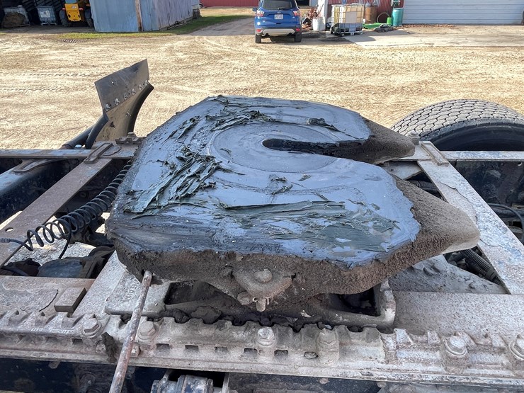 #6036-•-2009-freightliner-semi-(wi-title-in-delay)-image-20