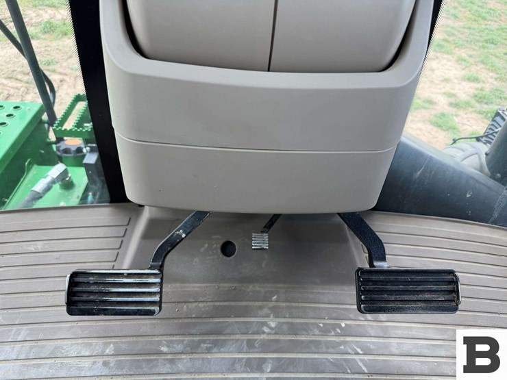 2021-john-deere-9570rt-image-89