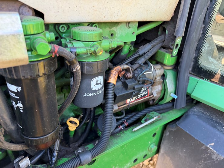 2012-john-deere-6430-image-37