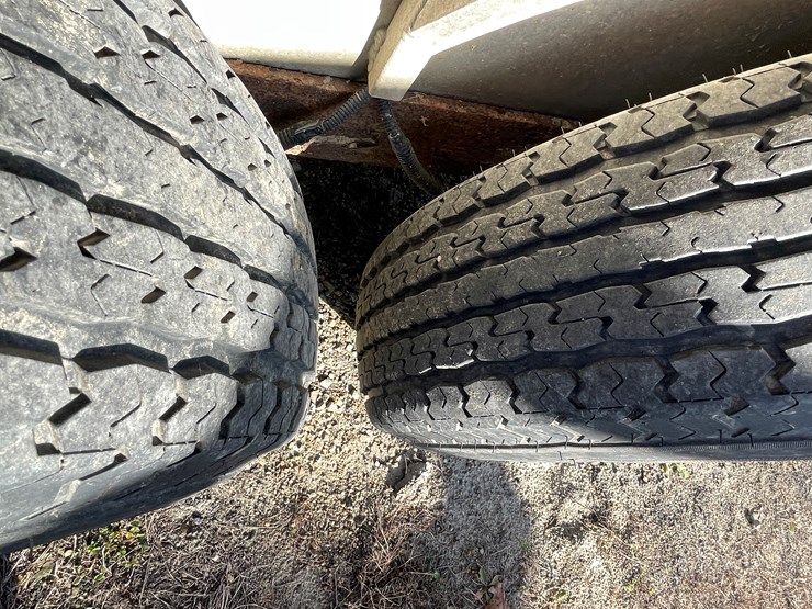 #6019-•-2014-kiefer-aluminum-cattle-trailer-(wi-title-in-delay)-image-30