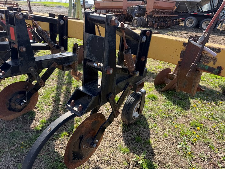 2000-landoll-2000-image-21