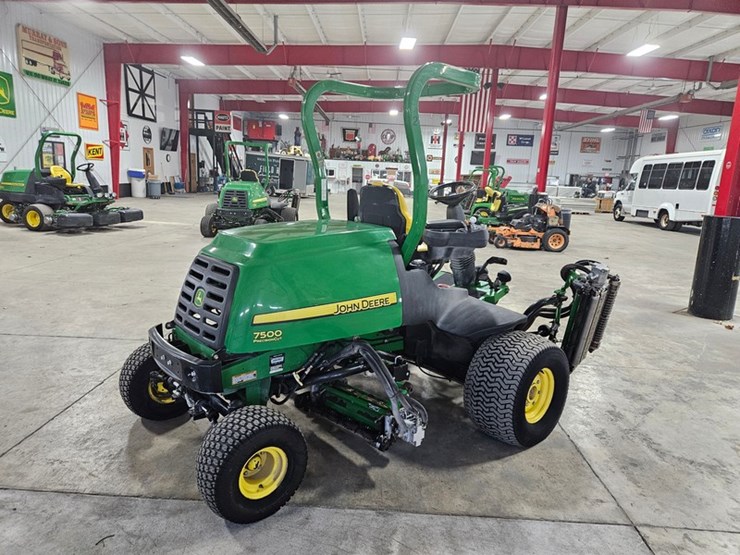 john-deere-7500-image-5