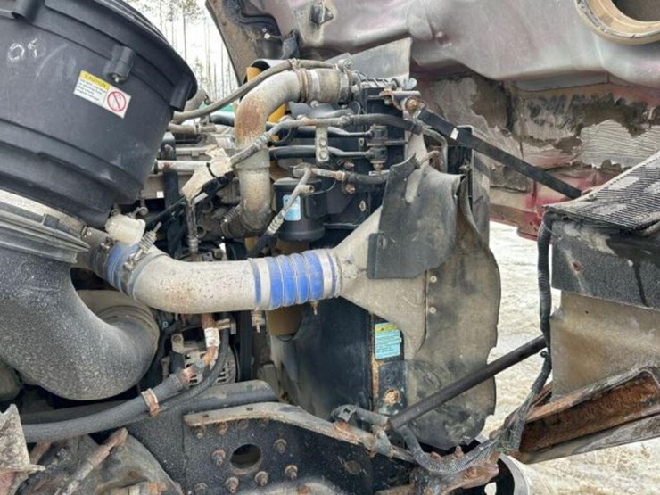 2017-western-star-4700-image-36