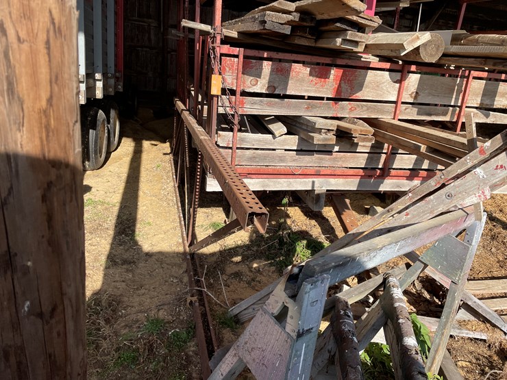 #6068-•-16'-kicker-wagon-with-contents-image-5