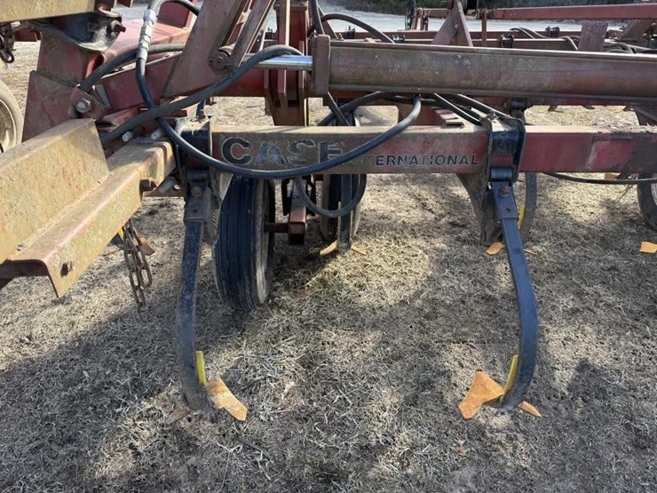 case-ih-4800-image-11