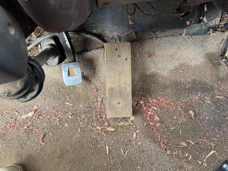 1980-ford-8000-image-23