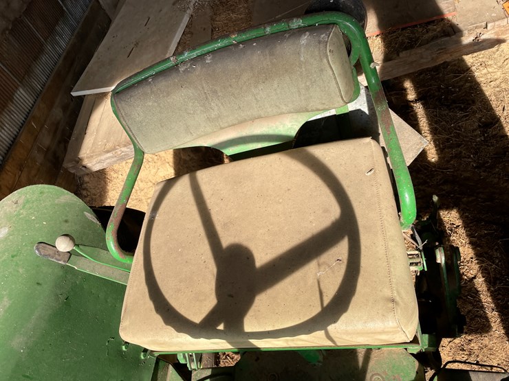john-deere-630-image-27