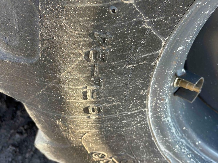 2019-case-580sn-image-6