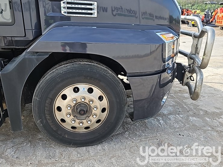 2021-mack-anthem-image-10