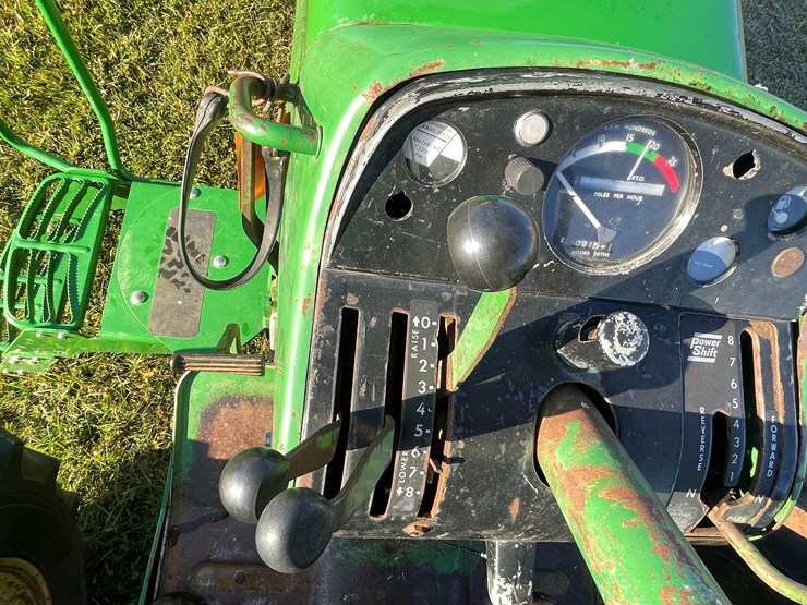 john-deere-4020-image-35