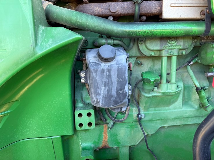 2008-john-deere-8130-image-30
