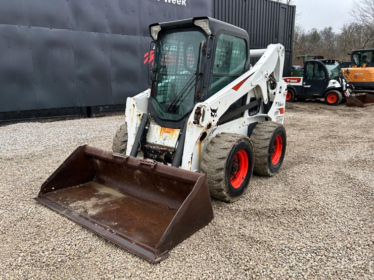 2017-bobcat-s650-image-8