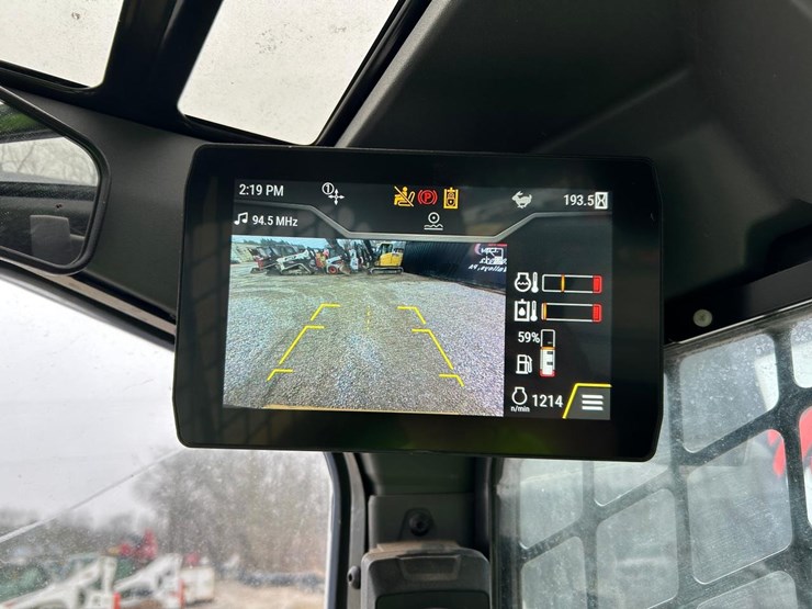 2024-caterpillar-255-image-21